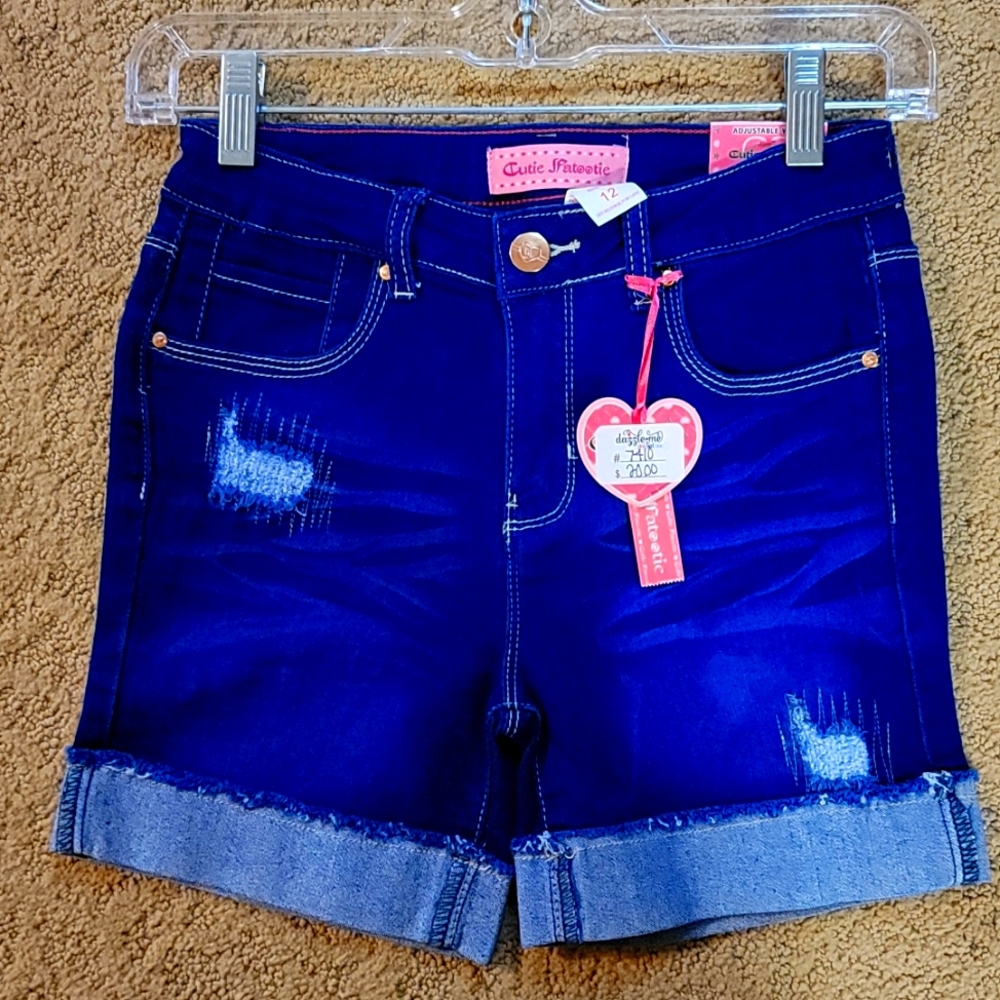 Girls shorts - size 12